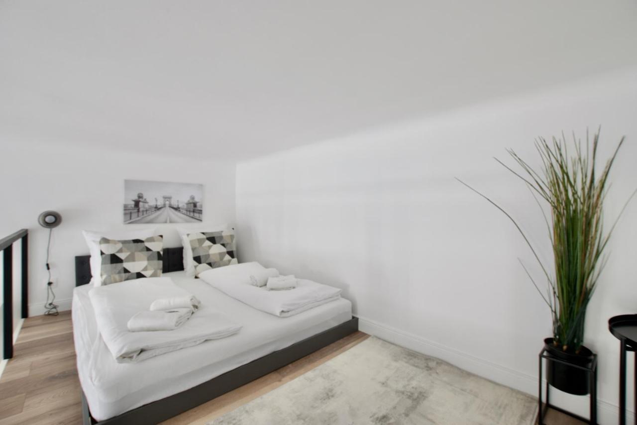 Premium Apartment By Hi5- Brody Street 부다페스트 외부 사진